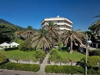 מלון Circeo Park סן פליצ׳ה צ׳ירצ׳או